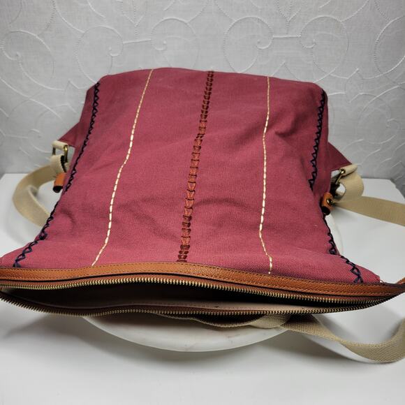 GILI Embroidered Canvas Backpack 13" Red Tan Leather Trim Adj Straps‎ Zipper - Picture 11 of 16